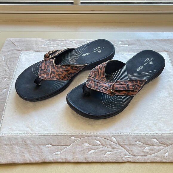 Clarks Cloudsteppers 6 Sandals Thong Animal Leopard Print Black Tan Brown - Picture 1 of 12